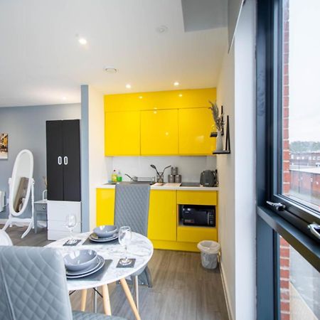 Excellent Studio Balcony Apartment In Sheffield Exterior photo
