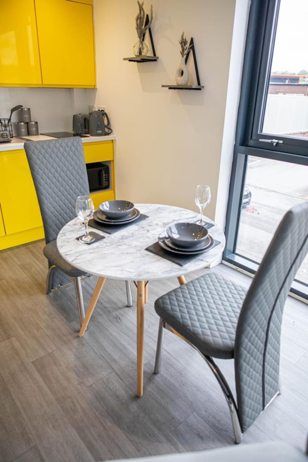 Excellent Studio Balcony Apartment In Sheffield Exterior photo